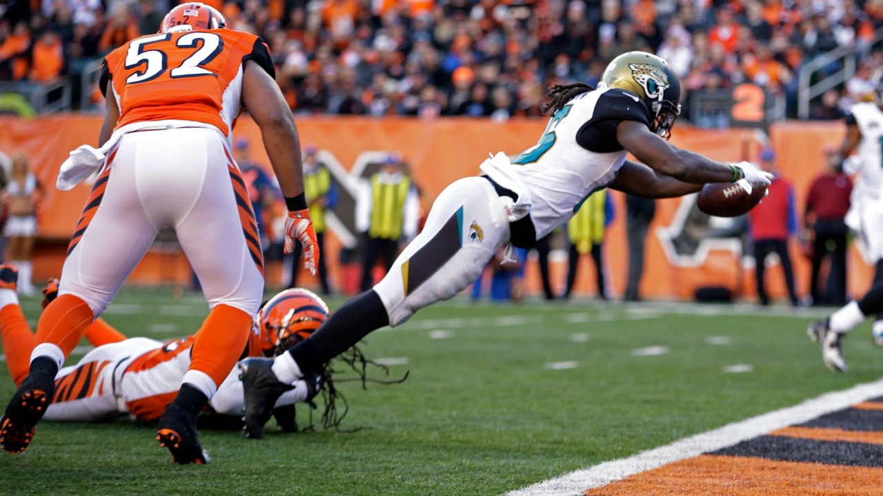 Jaguars come up short at Bengals in sloppy game